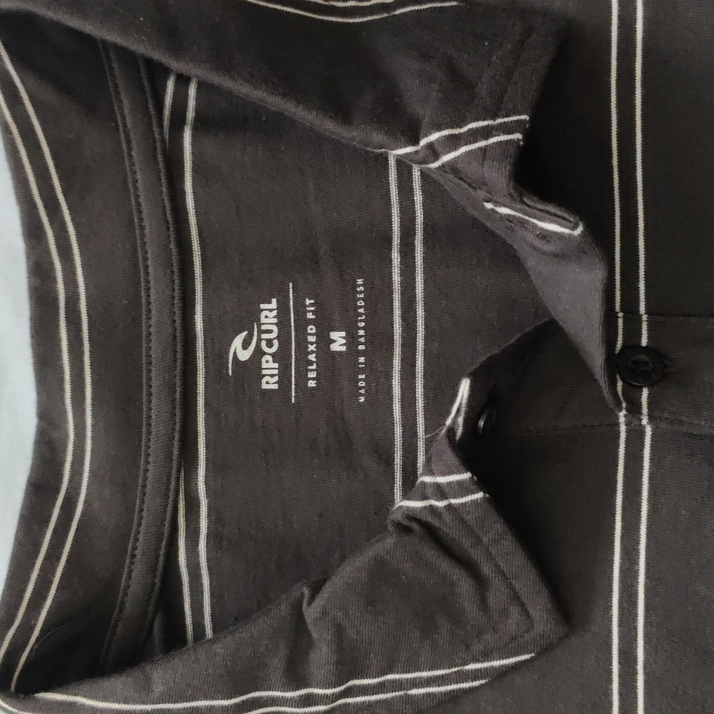 97. Rip Curl Plain Stripe Polo | Color: Washed Black - Picture 5 of 6